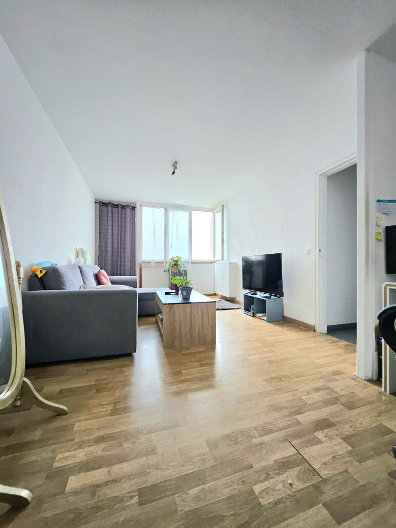 Appartement 2 pièces (54,5 m2 Carrez) en vente à MONS EN BAR 